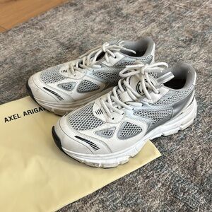 Axel Arigato Women’s 7.5